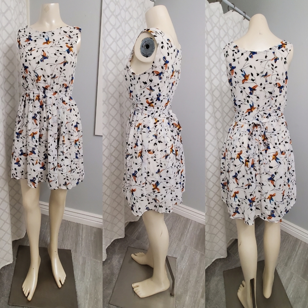 Lady's printed dress